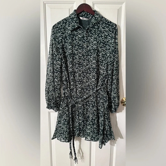 NWT Zara Green Printed Button Down Dress Braided Self Belt Elastic Sleeves LARGE - Picture 5 of 15
